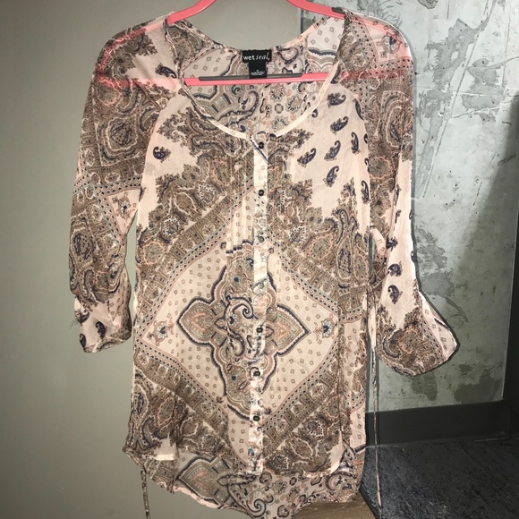Light Pink Patterned Blouse - Picture 1 of 3